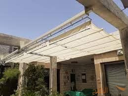 مظلات متحركة