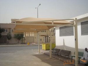 مظلات سيارات كابولي