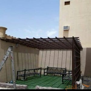 مظلات خشب بلاستيكي