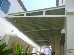 مظلات معلقة هرمية