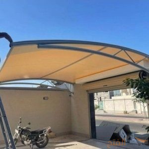 مظلات ممرات حديد