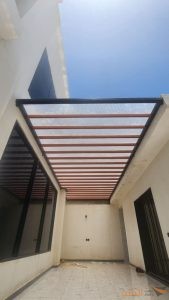 مظلات خارجية