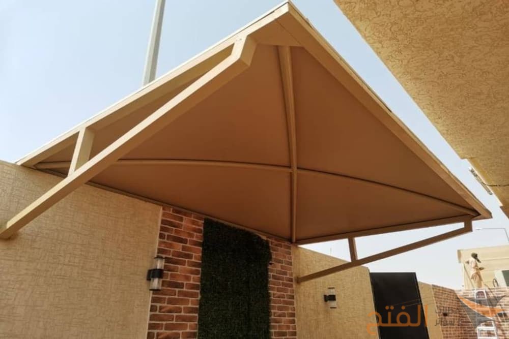 مظلات معلقة