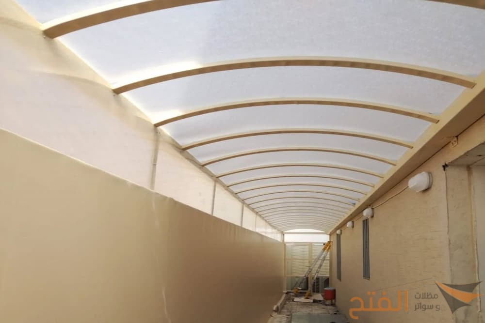 مظلات لكسان