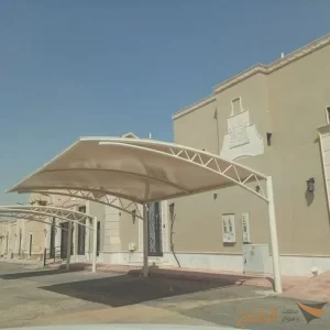 فني مظلات وسواتر بالرياض